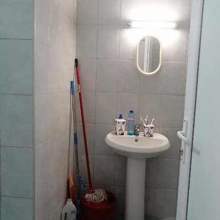 Apartmanhotel с изглед към морето и външен басейн *